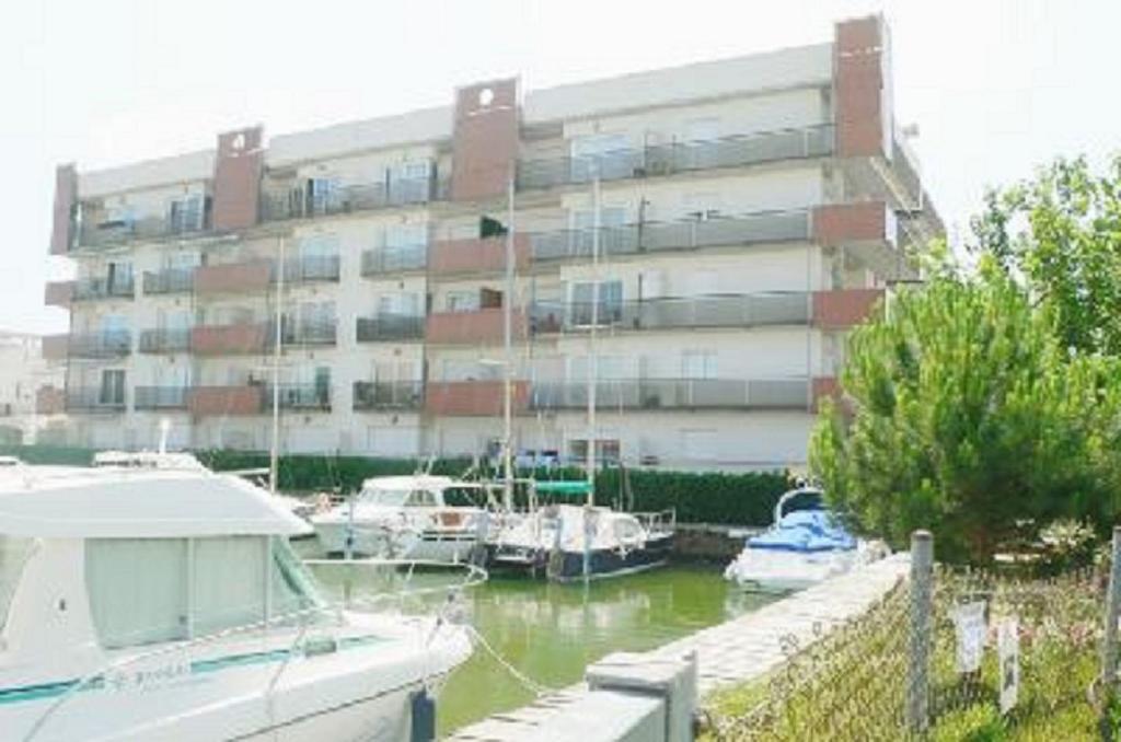 Apartment B. Marine Holidays *